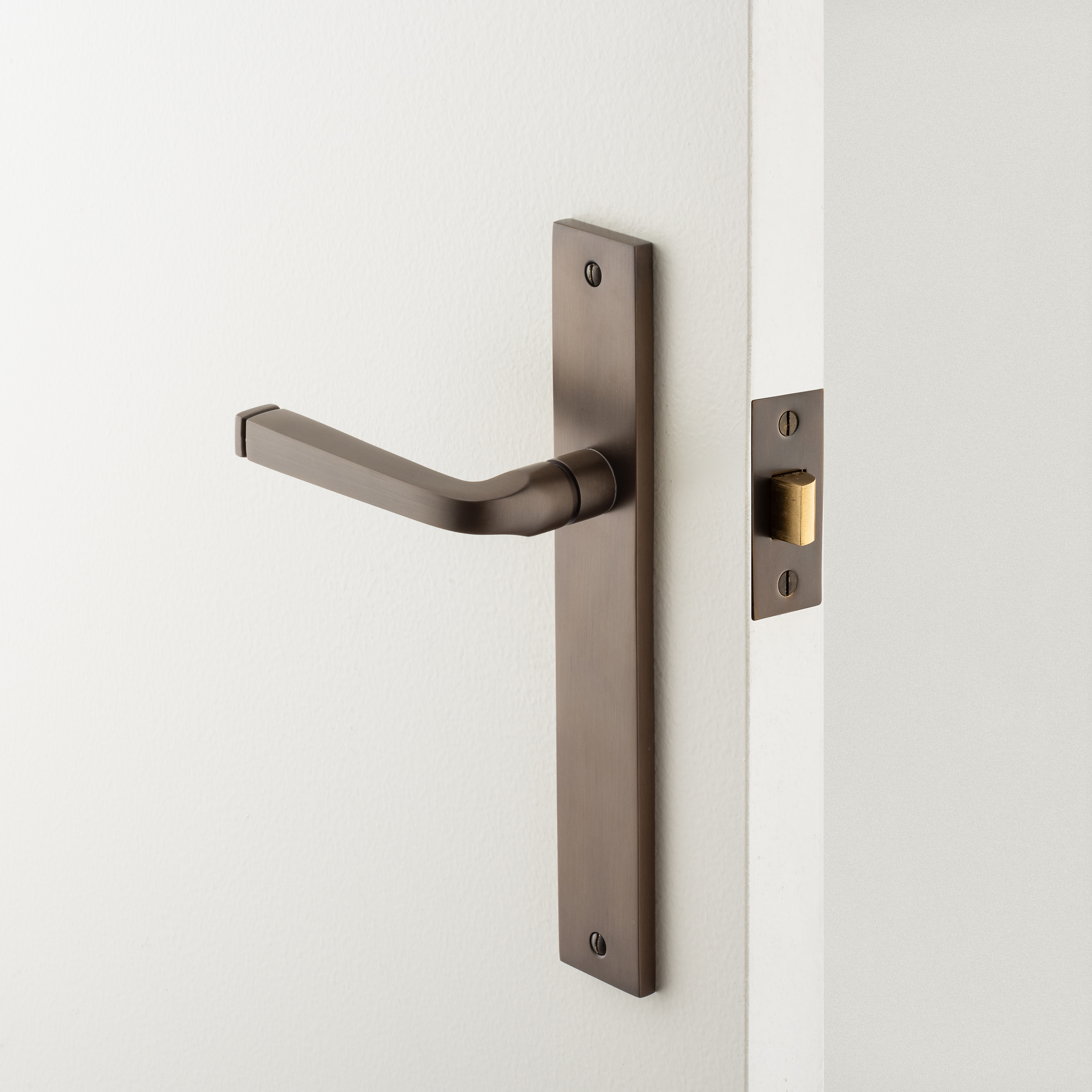 14208P85 - Annecy Lever - Rectangular Backplate - Polished Nickel - Privacy