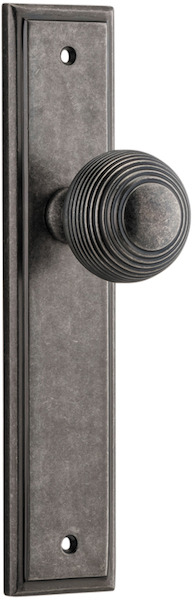 13842 - Guildford Knob - Stepped Backplate - Distressed Nickel - Passage