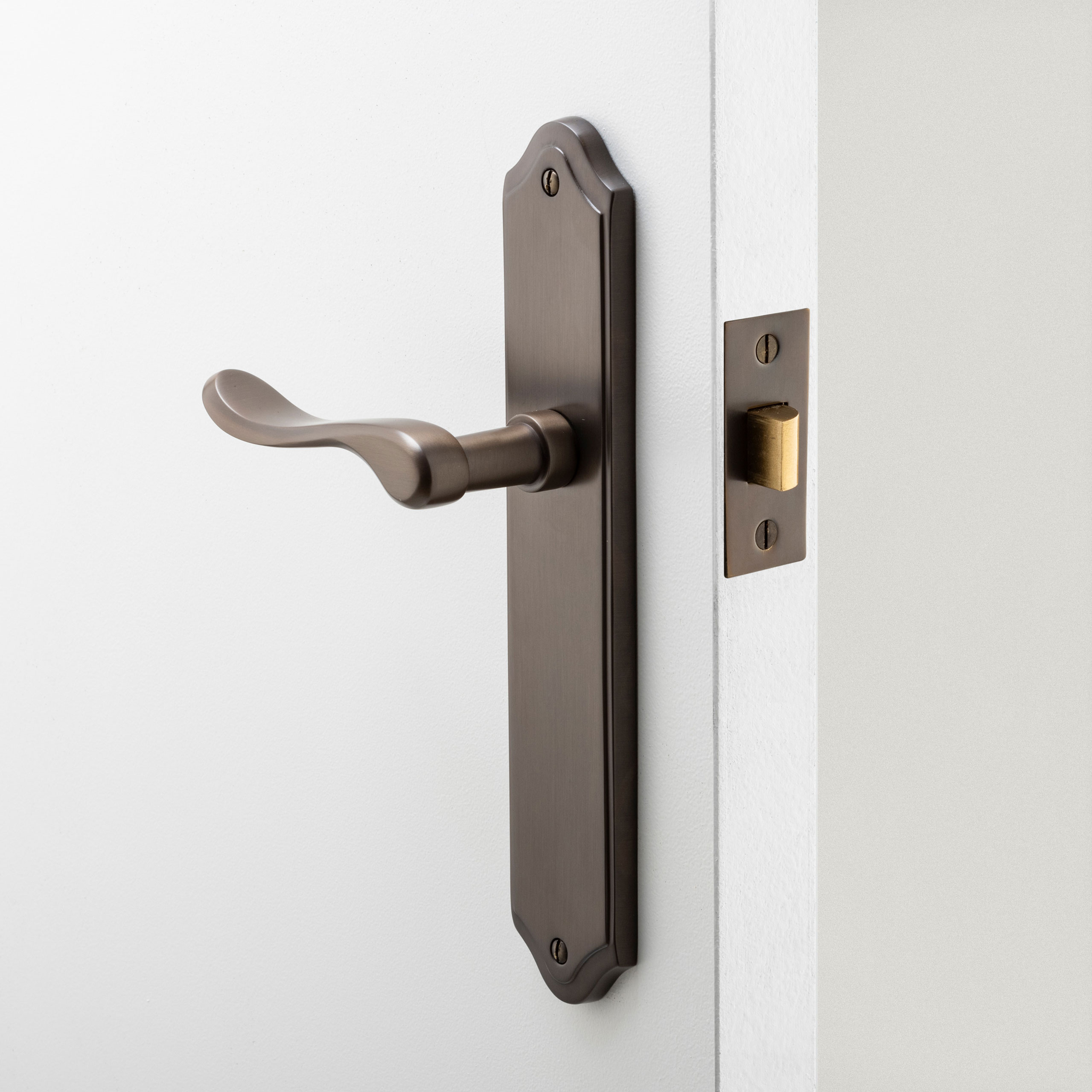 10922P85 - Stirling Lever - Shouldered Backplate - Signature Brass - Privacy